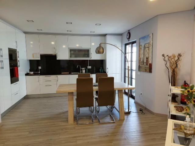 Girassol - Bright, Modern, Well Located Apartment Olhão Extérieur photo