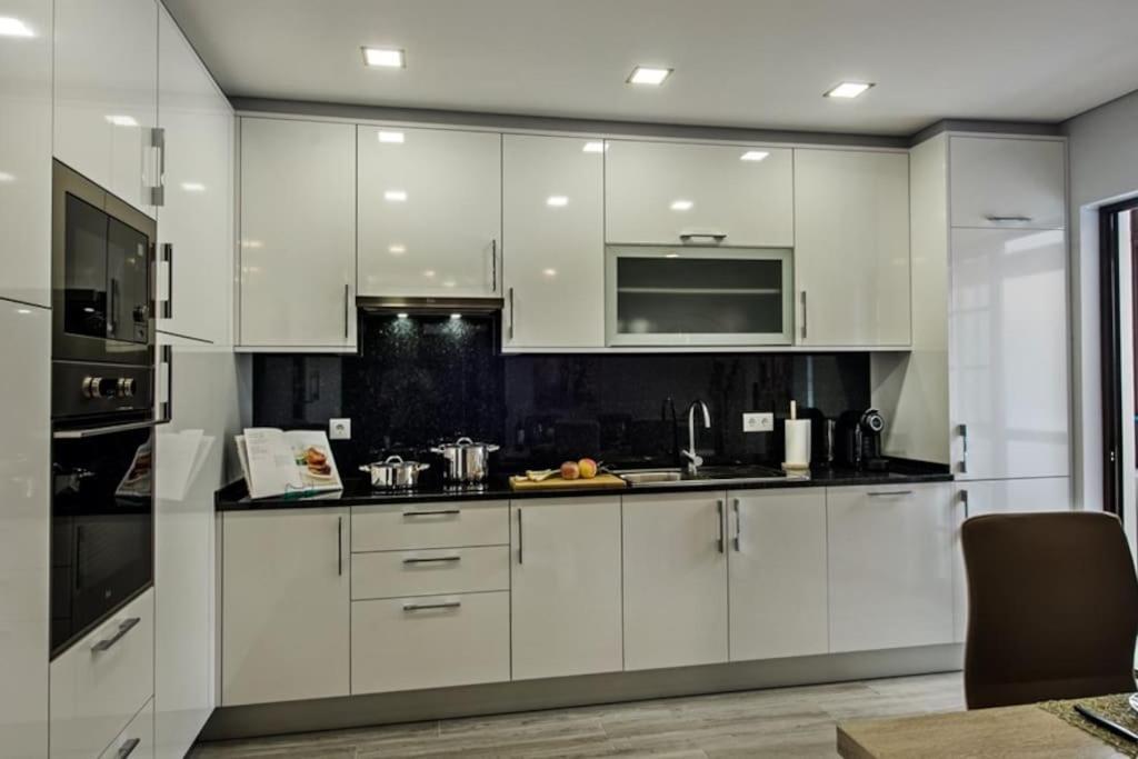 Girassol - Bright, Modern, Well Located Apartment Olhão Extérieur photo