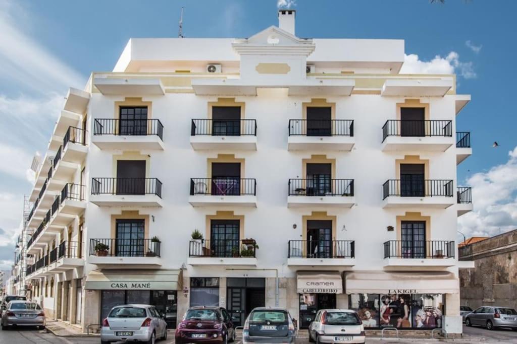 Girassol - Bright, Modern, Well Located Apartment Olhão Extérieur photo